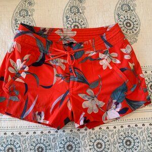 Athleta Hudson Boardshorts Size 6